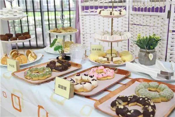 學園召開膳食委員會及美食品鑒會活動